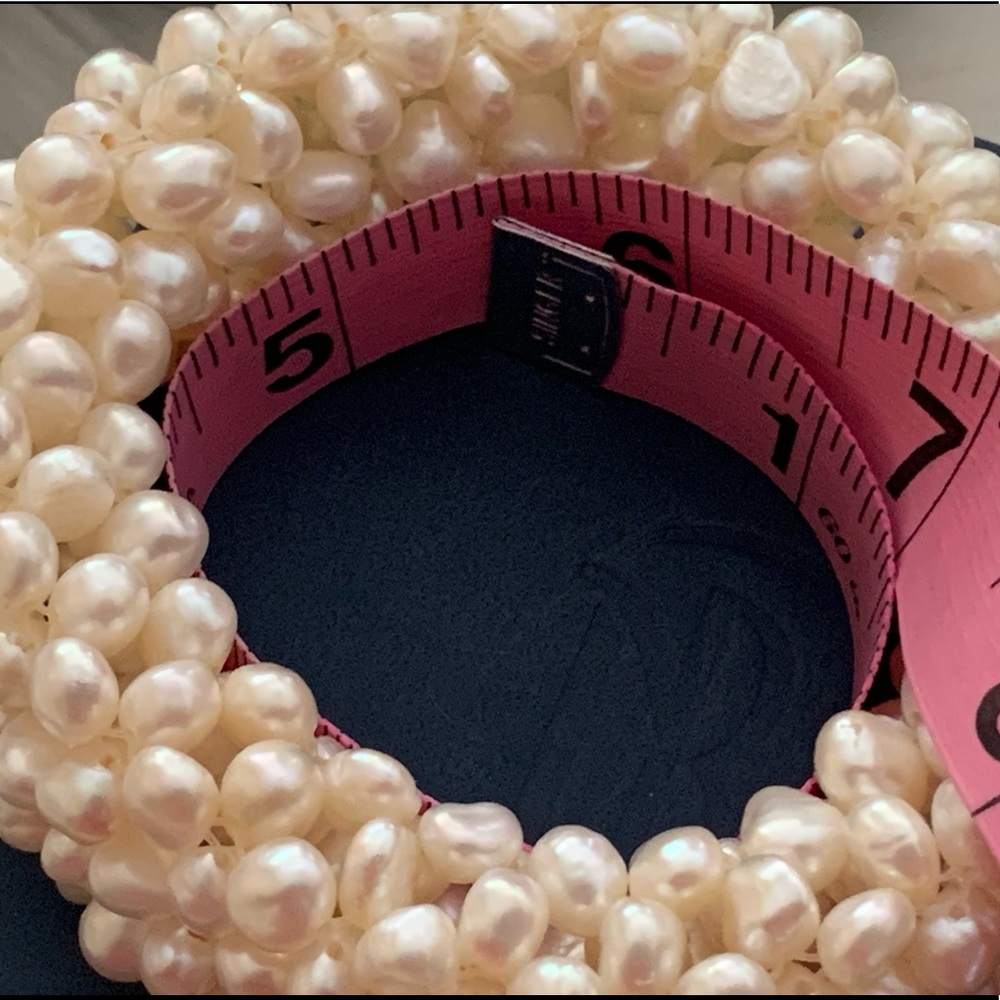 Blue Nile THICK multi strand pearl bracelet - Picture 12 of 15